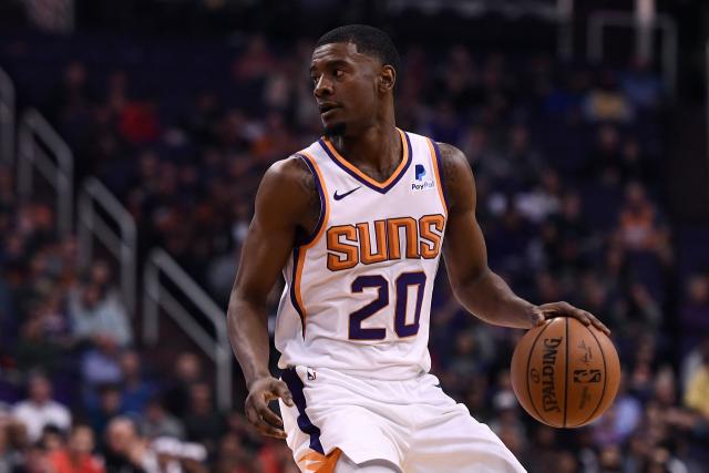 中国三人男篮不敌立陶宛 张宁5分赵嘉仁6分