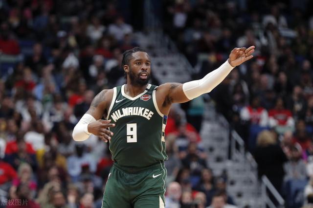 篮网大胜公牛3连胜 骑士险胜送76人3连败